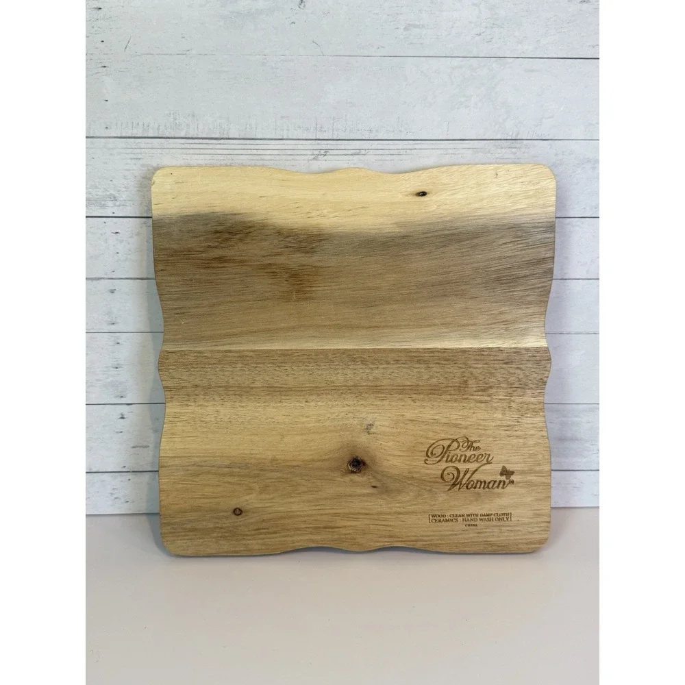 The Pioneer Woman Rose Shadow Trivet Ceramic Insert Wood Base Floral Tray